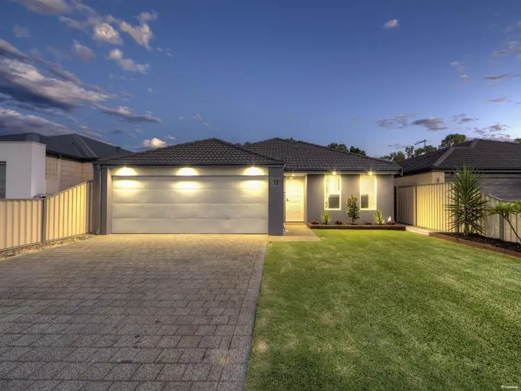 32 Bluebell Avenue, High Wycombe WA 6057