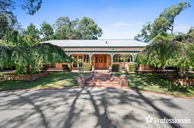52 Rangeview Road, Mount Evelyn VIC 3796