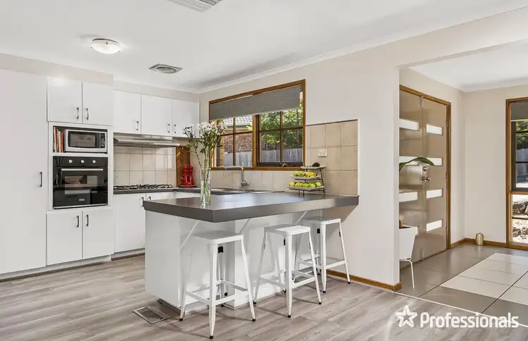 Second view of Homely house listing, 3 Katrina Court, Mooroolbark VIC 3138