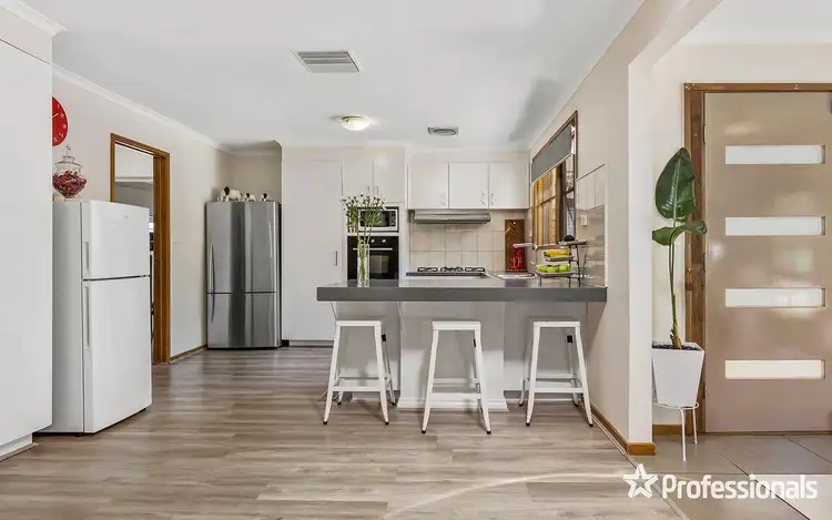 Fourth view of Homely house listing, 3 Katrina Court, Mooroolbark VIC 3138