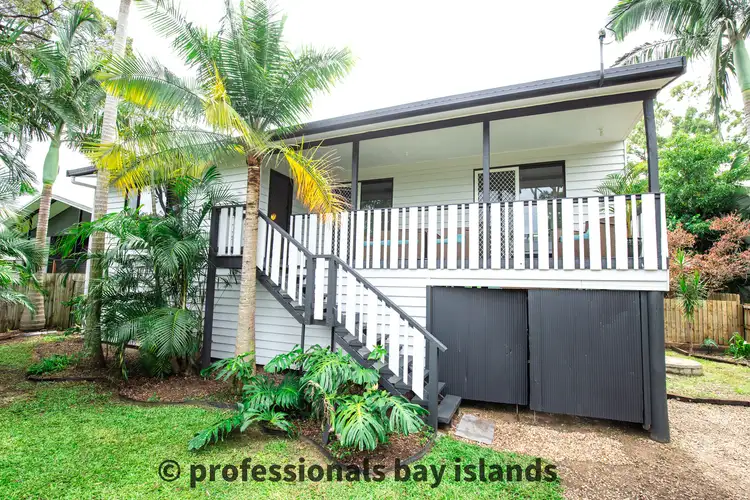 12 Alexander Street, Macleay Island QLD 4184