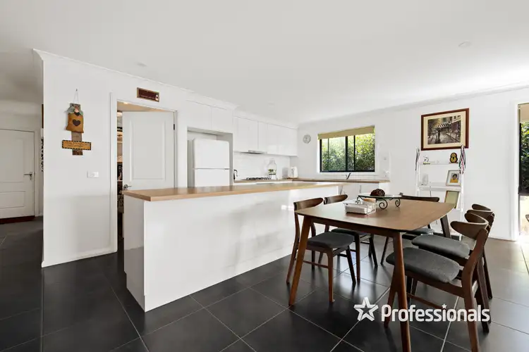 Third view of Homely house listing, 6 Darling Street, Wodonga VIC 3690
