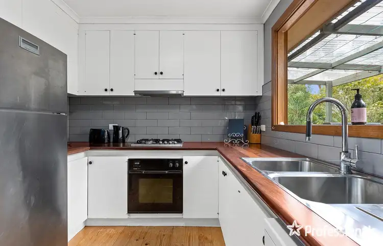 Fourth view of Homely house listing, 8 Sycamore Grove, Mount Evelyn VIC 3796