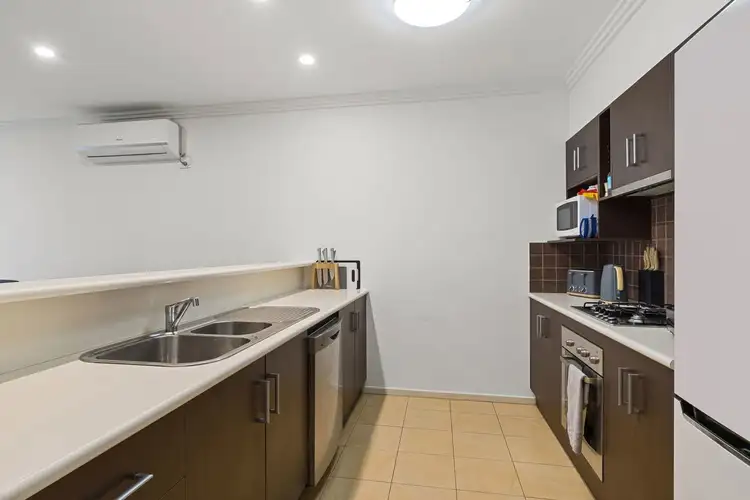 Fourth view of Homely house listing, 2/87 Adam Street, Quarry Hill VIC 3550