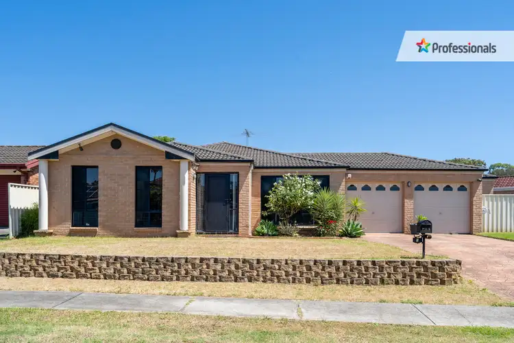 1 St Peter Close, Hinchinbrook NSW 2168