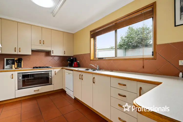 Second view of Homely house listing, 11 Edinburgh Circuit, Wodonga VIC 3690