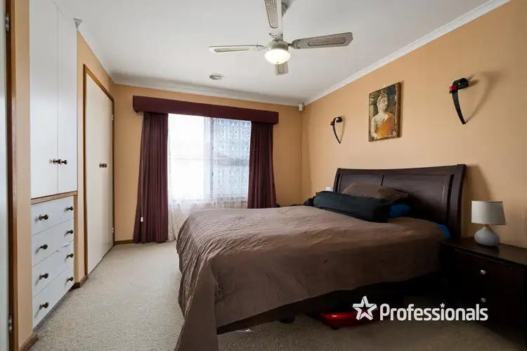 Sixth view of Homely house listing, 11 Edinburgh Circuit, Wodonga VIC 3690
