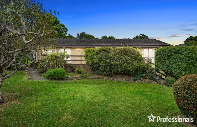 11 Lincoln Road, Warburton VIC 3799