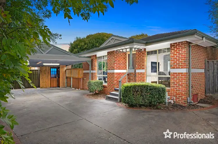 Main view of Homely unit listing, 3/11 Wordsworth Street, Mooroolbark VIC 3138