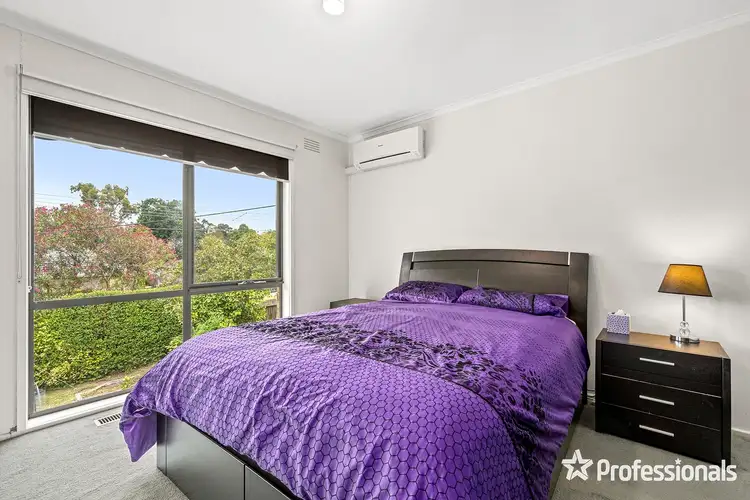 Sixth view of Homely house listing, 33 Swinburne Avenue, Mooroolbark VIC 3138