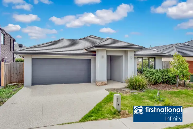 52 Newport Avenue, Williams Landing VIC 3027