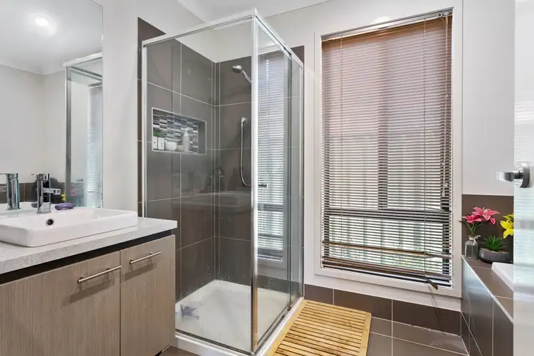 Sixth view of Homely house listing, 8 Gladeville Drive, Eaglehawk VIC 3556