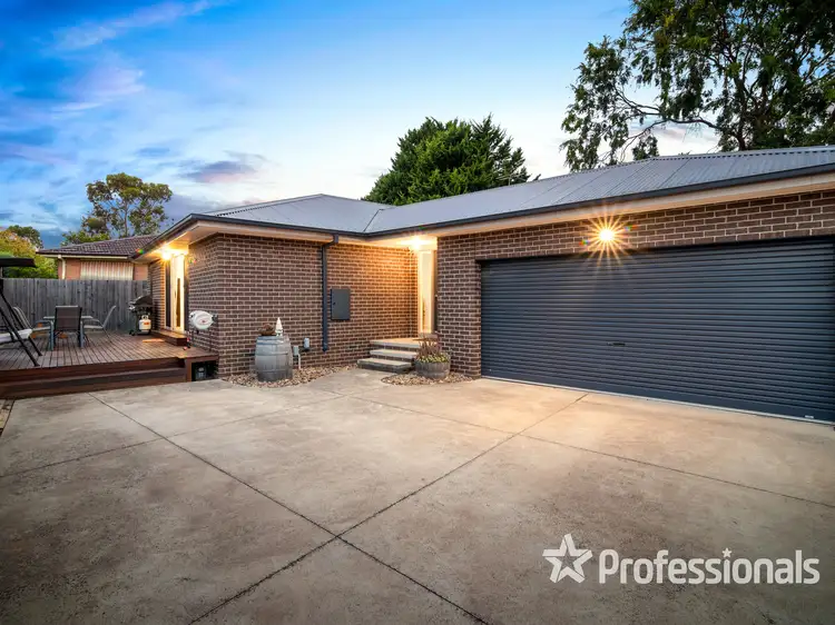 84A Blackburn Road, Mooroolbark VIC 3138