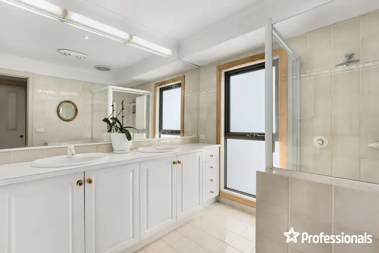 Sixth view of Homely house listing, 2 Rylands Place, Wantirna VIC 3152