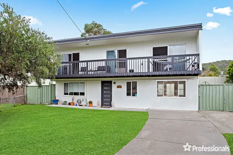 10 Ferguson Close, West Gosford NSW 2250