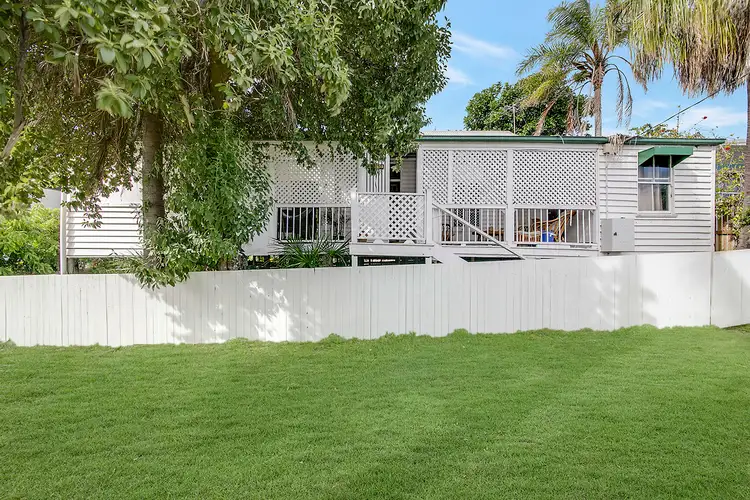 17 Emu Street, Emu Park QLD 4710
