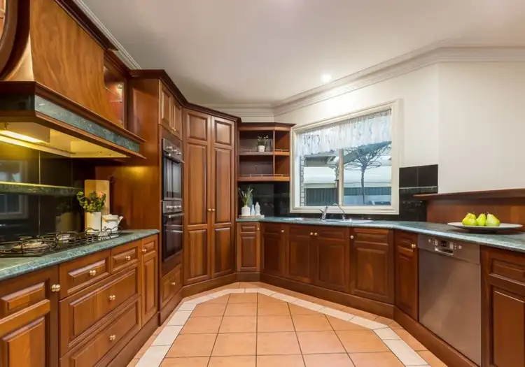 Fifth view of Homely house listing, 20 Farmhouse Court, Sydenham VIC 3037