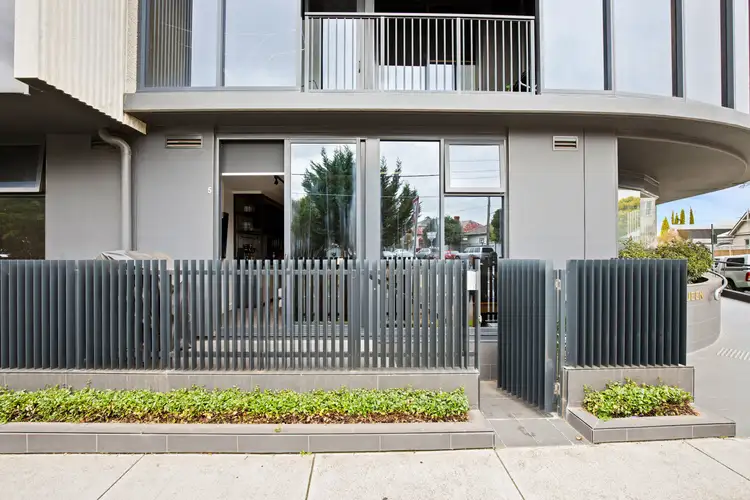 Main view of Homely apartment listing, 5/36 Collins Street, Essendon VIC 3040