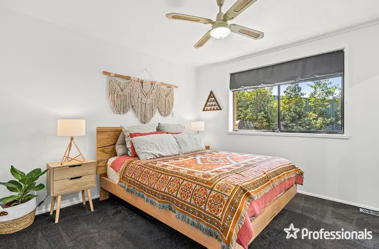 Fifth view of Homely house listing, 21 Penola Drive, Seville VIC 3139
