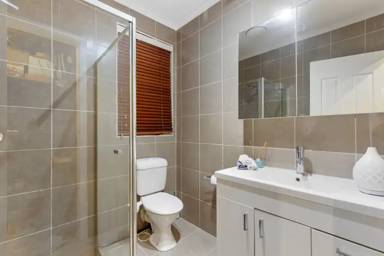 Fifth view of Homely house listing, 5 Eureka Court, Kings Park VIC 3021