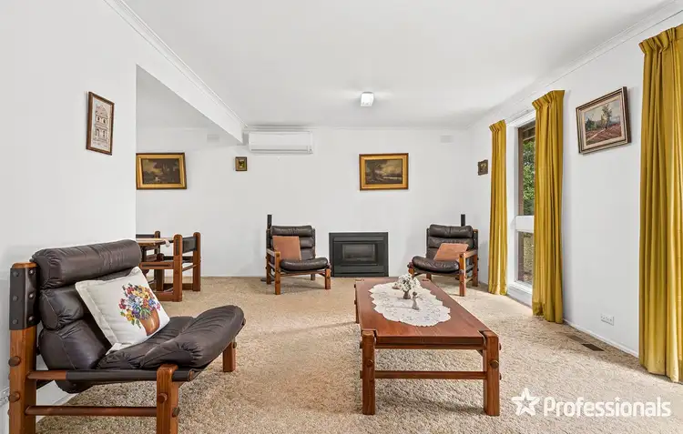Fifth view of Homely house listing, 10 Hilltop Crescent, Mount Evelyn VIC 3796