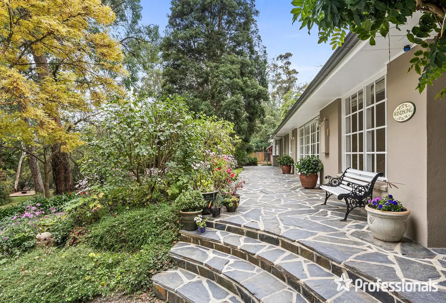 Main view of Homely house listing, 25 Bickleigh Vale Road, Mooroolbark VIC 3138