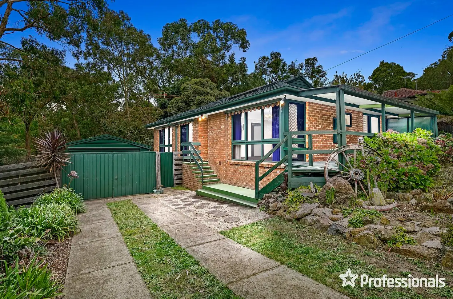 Main view of Homely house listing, 4 Adams Place, Mount Evelyn VIC 3796
