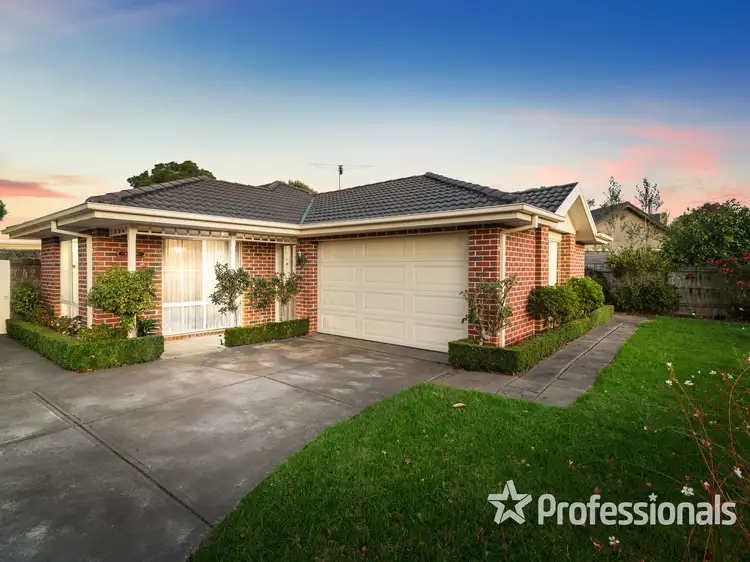 1 Pascoe Avenue, Croydon VIC 3136