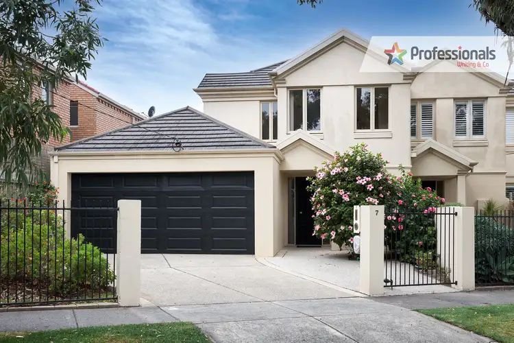 7 Ebden Avenue, Black Rock VIC 3193