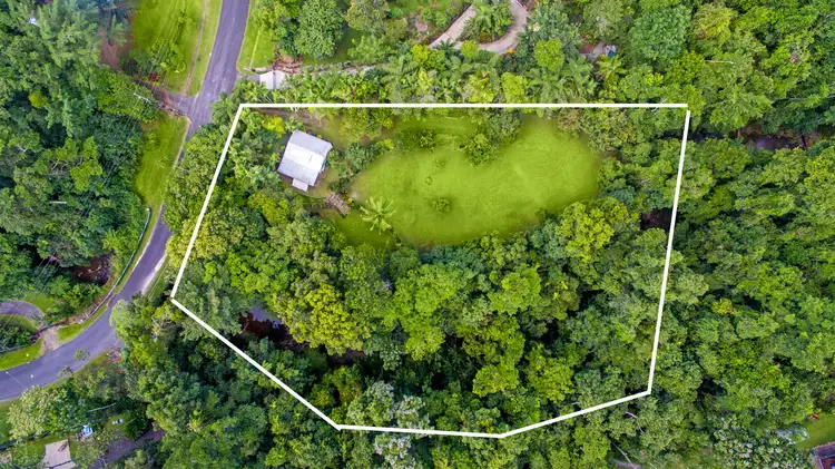 50-52 Cascades Drive, Redlynch QLD 4870