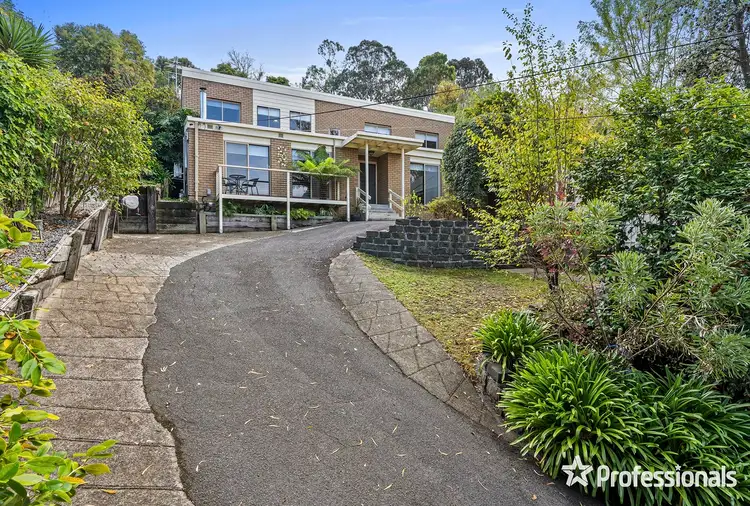 103 Winyard Drive, Mooroolbark VIC 3138