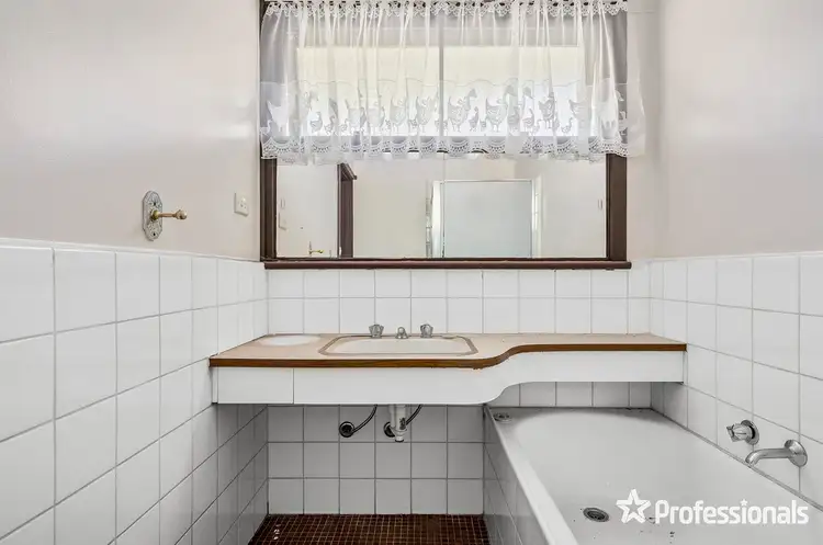 Sixth view of Homely house listing, 176 Cambridge Road, Kilsyth VIC 3137