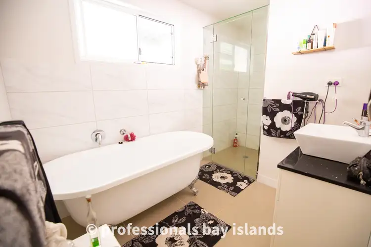 Sixth view of Homely house listing, 5 Heath Street, Macleay Island QLD 4184