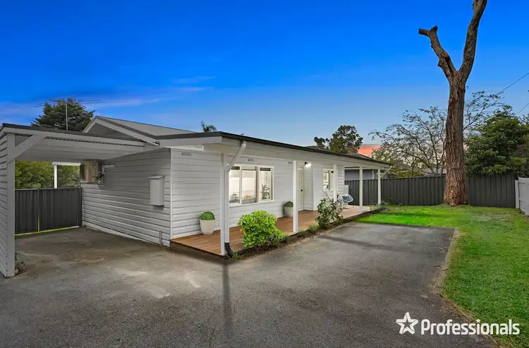7 View Street, Wandin North VIC 3139
