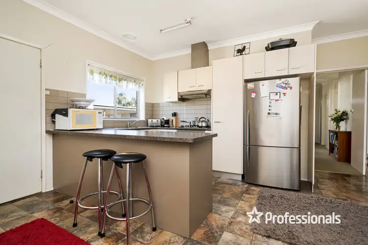 Fifth view of Homely house listing, 9 Griffith Street, Wodonga VIC 3690