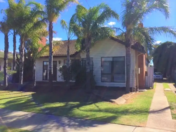 24 Pinnuck Street, Numurkah VIC 3636