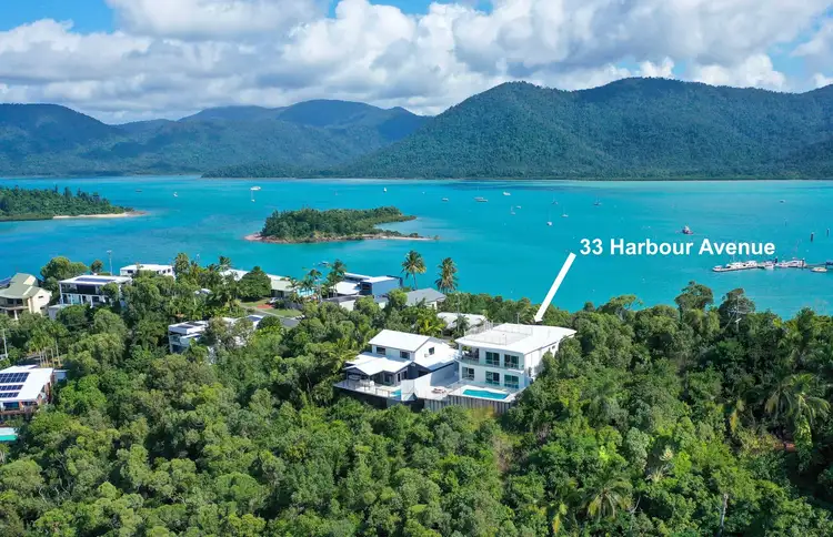 33 Harbour Avenue, Shute Harbour QLD 4802