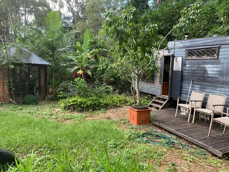 1 Bloodwood Avenue, Lamb Island QLD 4184