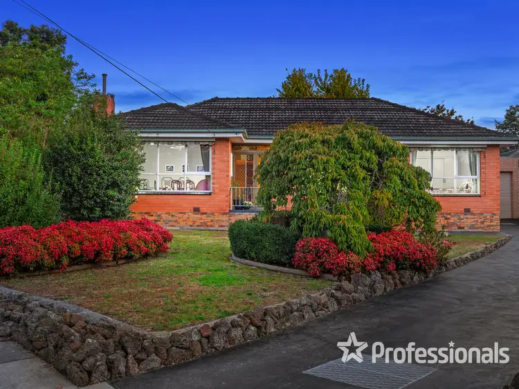 3 Mayfield Court, Croydon VIC 3136