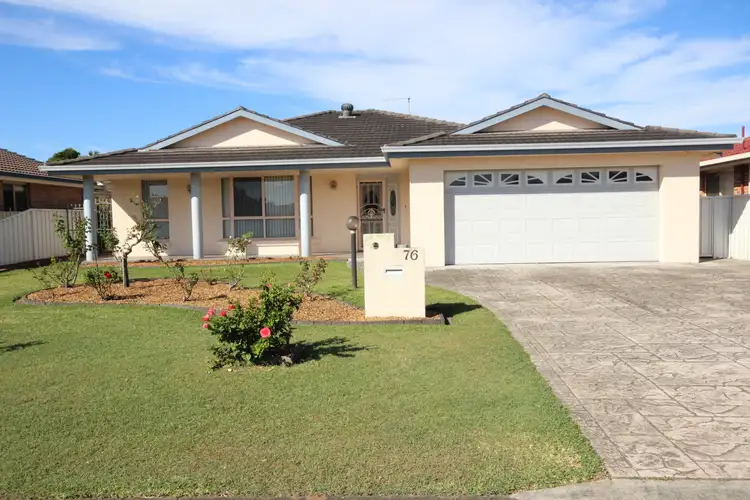 76 Amanda Crescent, Forster NSW 2428