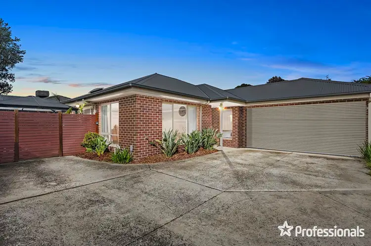 18a Blackburn Road, Mooroolbark VIC 3138