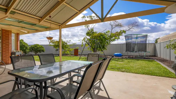 Second view of Homely house listing, 2 Dowson Place, Mooroopna VIC 3629