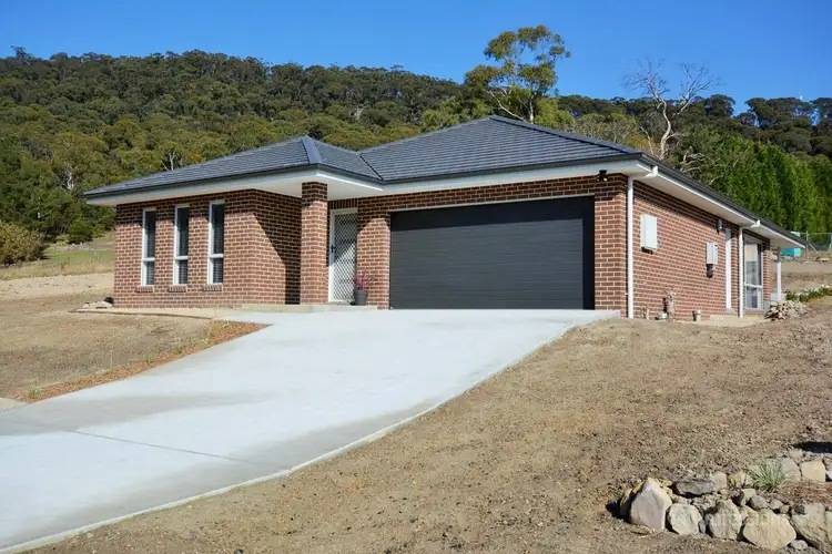 3 Willowbank Avenue, Lithgow NSW 2790