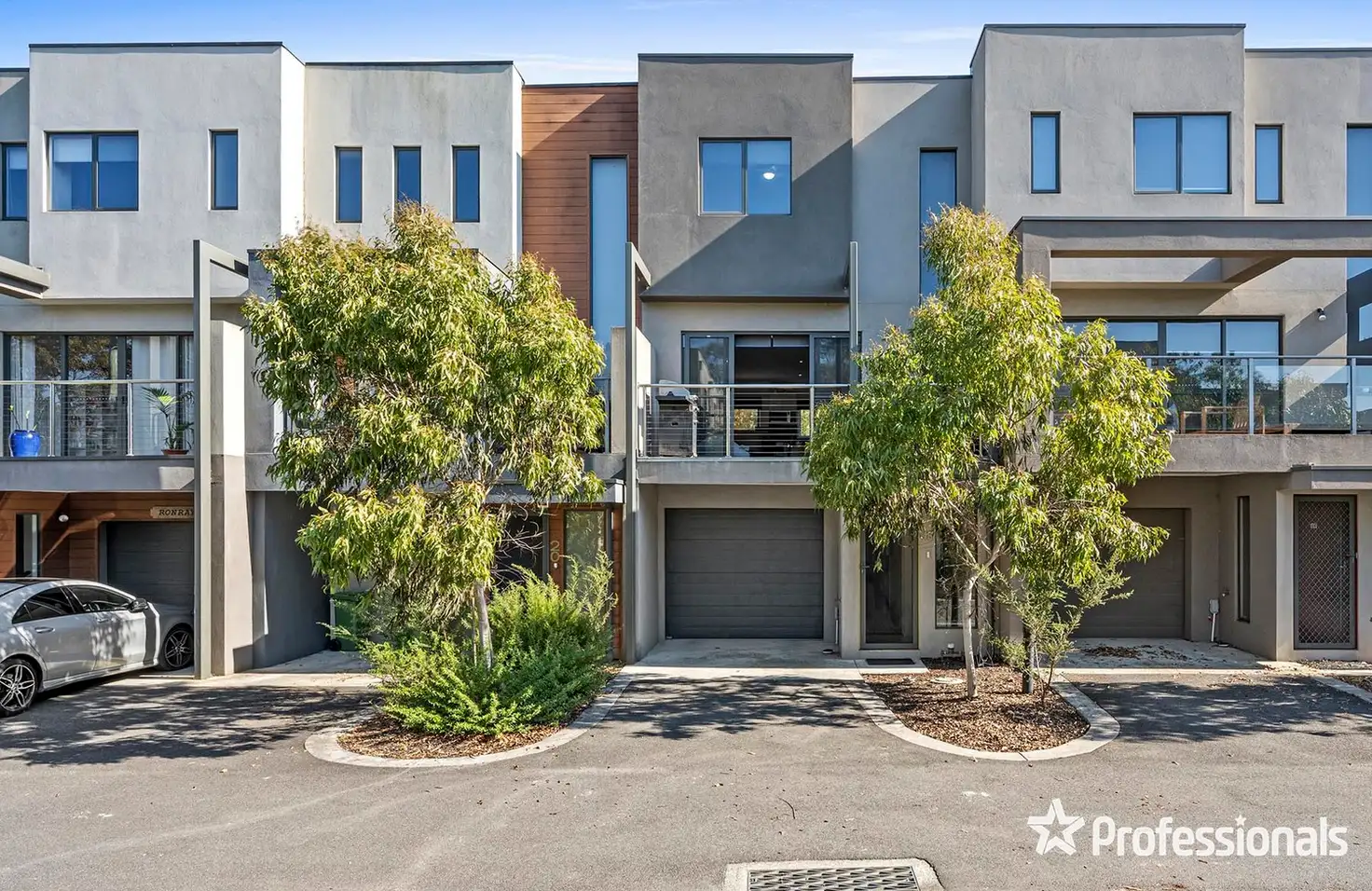 Main view of Homely house listing, 18 Primary Street, Mooroolbark VIC 3138