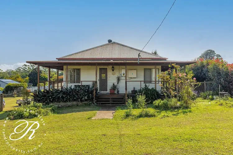 3 Hinton Street, Stroud NSW 2425