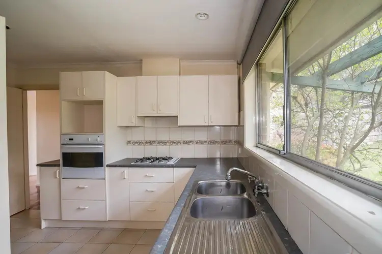 Second view of Homely house listing, 7 Inchcape Avenue, Wantirna VIC 3152