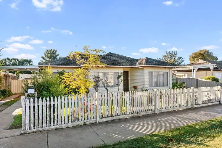 77 Nelson Street, California Gully VIC 3556