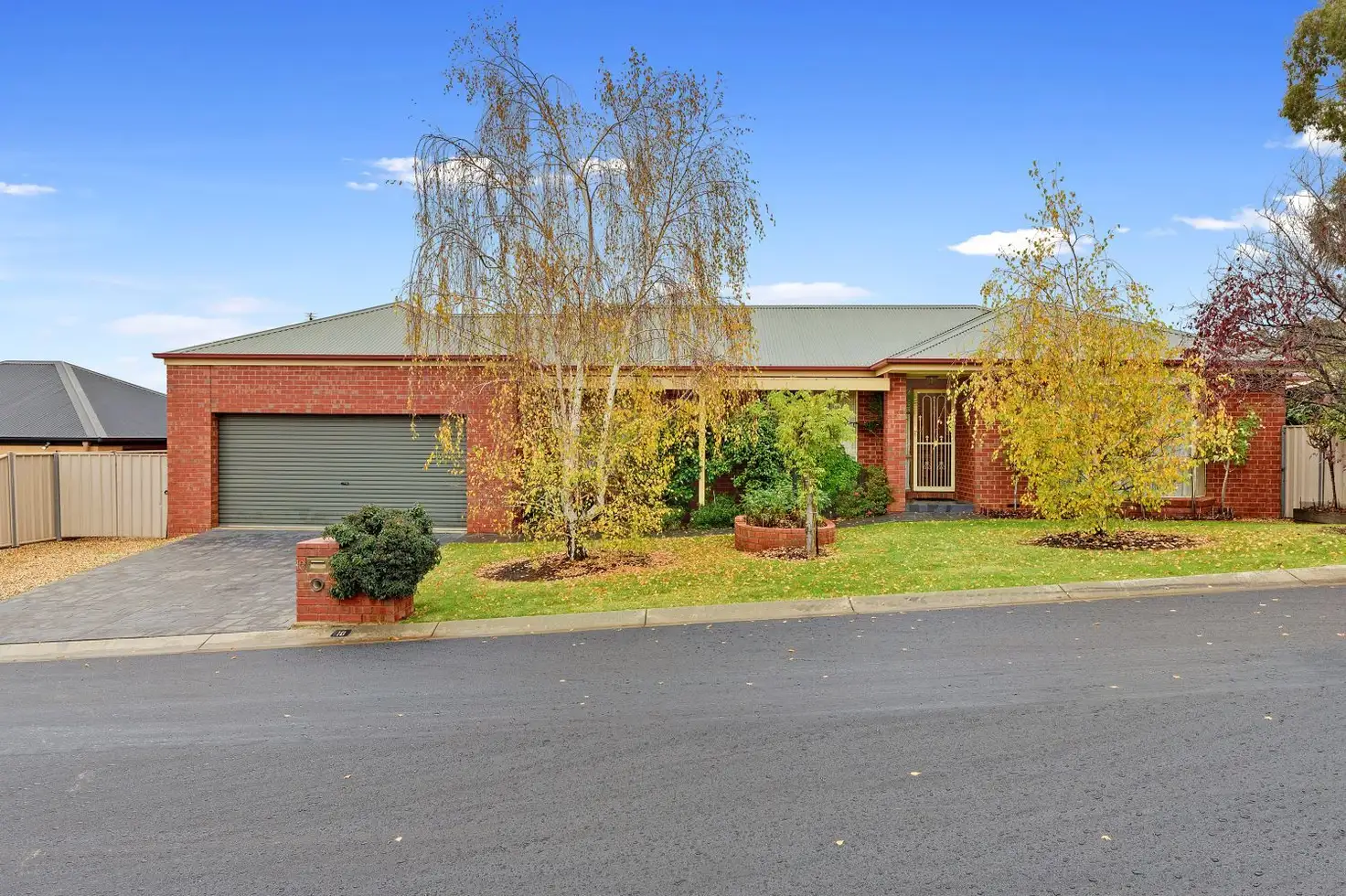 Main view of Homely house listing, 10 Cresthaven Place, East Bendigo VIC 3550