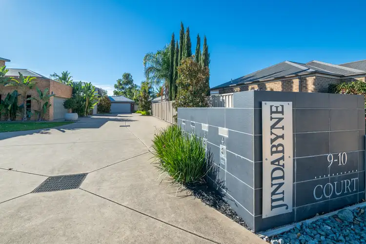 Fifth view of Homely house listing, 4/9-10 Jindabyne Court, Kialla VIC 3631