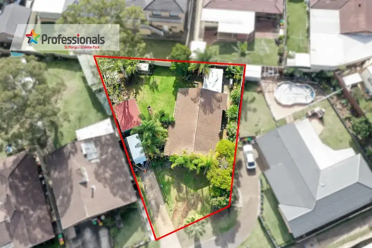 Second view of Homely house listing, 8 Kelmscott Way, St Clair NSW 2759